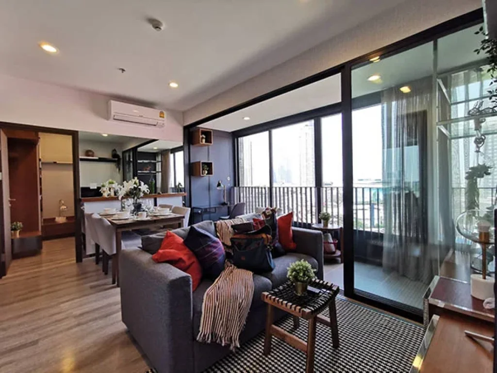 เช่าด่วน คอนโด Ideo Mobi Asoke แบบ 2 ห้องนอน แต่งสวย For Rent A Brand New and Nicely Furnished 2 Bed