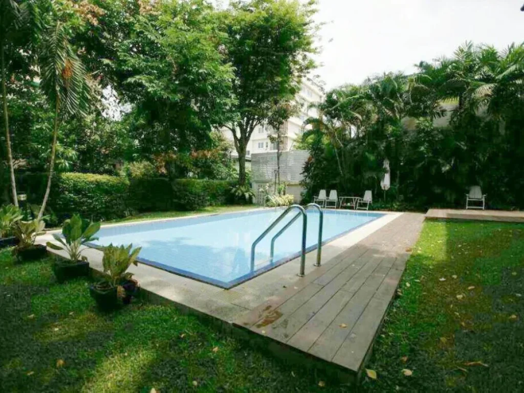 บ้านเดี่ยวหรู ระเบียงใหญ่ พร้อมสระส่วนตัว เอกมัย Single house with private pool Soi Ekamai