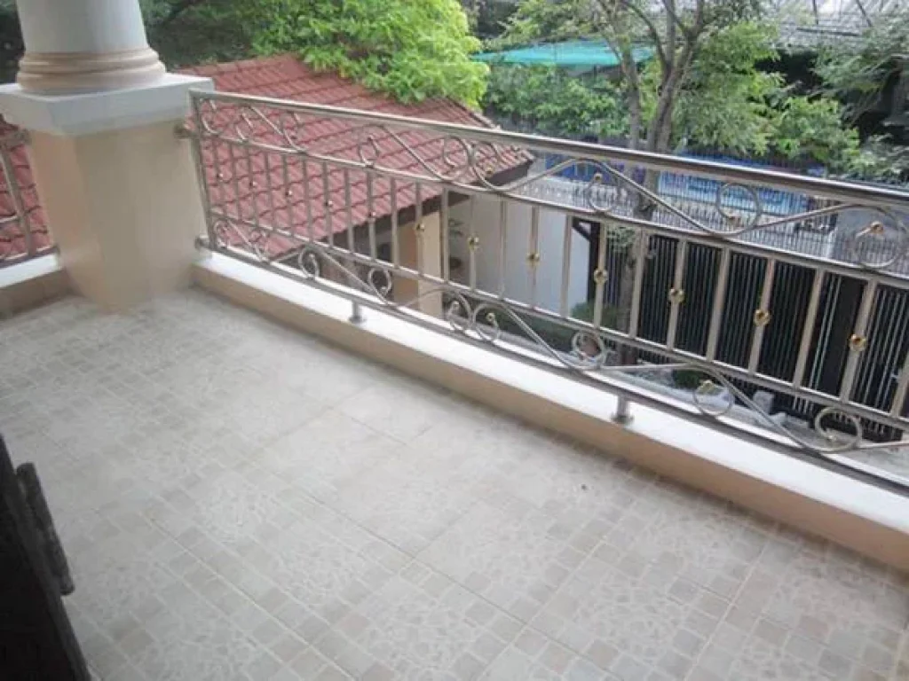 ให้เช่า บ้านเดี่ยว 4 ห้องนอน สุขุมวิท 71 For Rent Single house 4Beds Near Sukhumvit 71