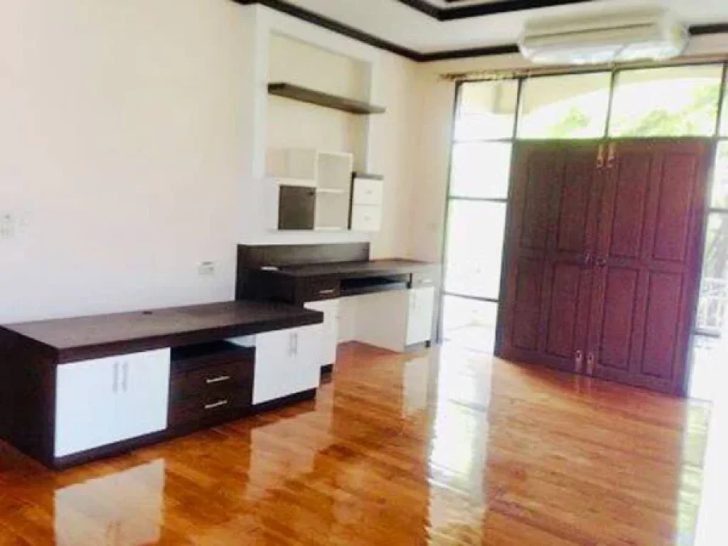 ให้เช่า บ้านเดี่ยว 4 ห้องนอน สุขุมวิท 71 For Rent Single house 4Beds Near Sukhumvit 71