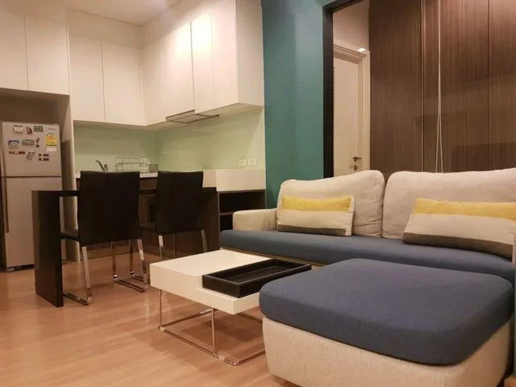 ให้เช่าโครงการหรู Urbano Absolute Sathon Taksin ห้องใหญ่ 38ตรม ชั้น29 เพียง22000บาท