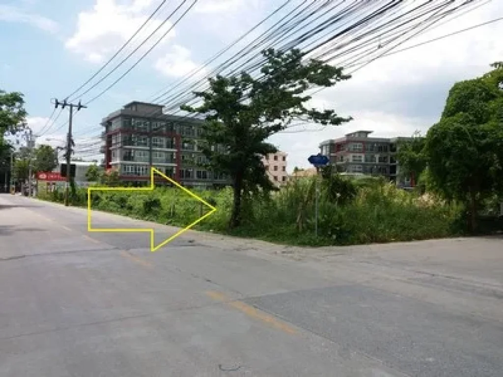 ขายที่ดิน เกษตร-นวมินทร์ 111 แยก4-2 เนื้อที่ 391 ตรว ติดถนนติดถนนสองใกล้