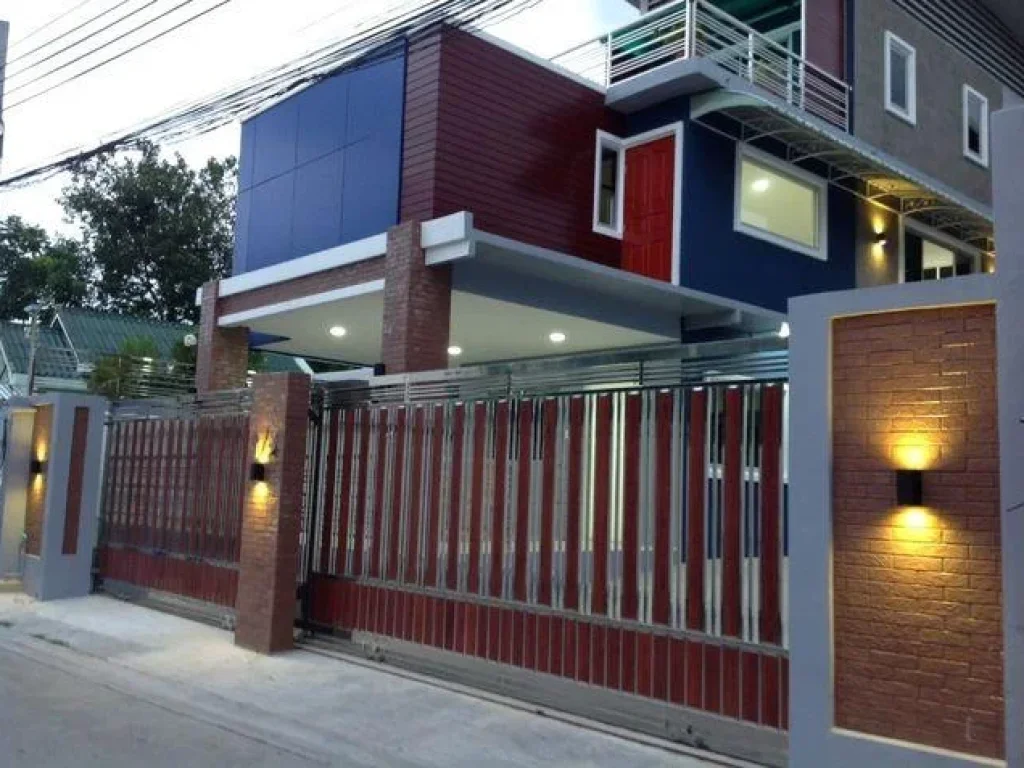 For Sale บ้านเดี่ยว พร้อมสำนักงาน ใกล้ถนนรัชดา-รามอินทรา ใกล้มอเตอร์เวย์