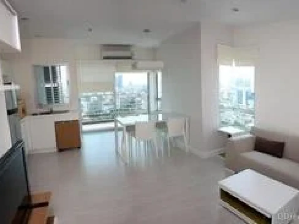 ขายหรือให้เช่า Condoเดอะ รูม รัชดา ลาดพร้าว ห้องมุม 62sqm floor18