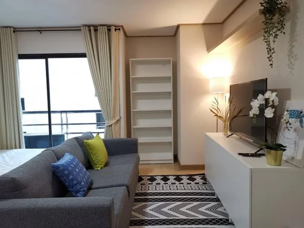 ให้เช่า The Grand Condo ไกล้ BTS Ratchadumri 200เมตร เช่า 19500บาท