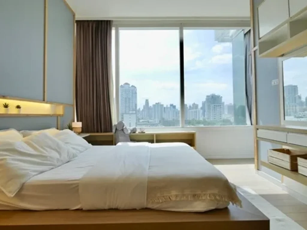 Eight Thonglor 45 SqM 1Bed 12floor fully furnished