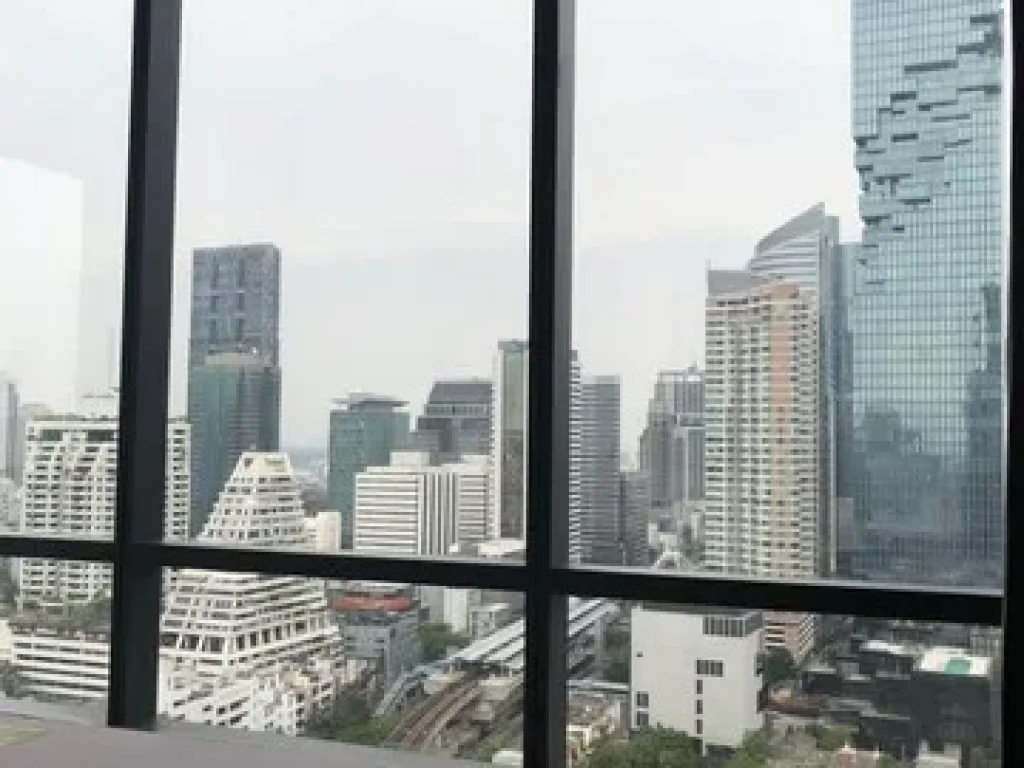 ให้เช่าคอนโด Ashton Silom 86 sqm 2 bed 2 bath Facing Mahanakorn Tower