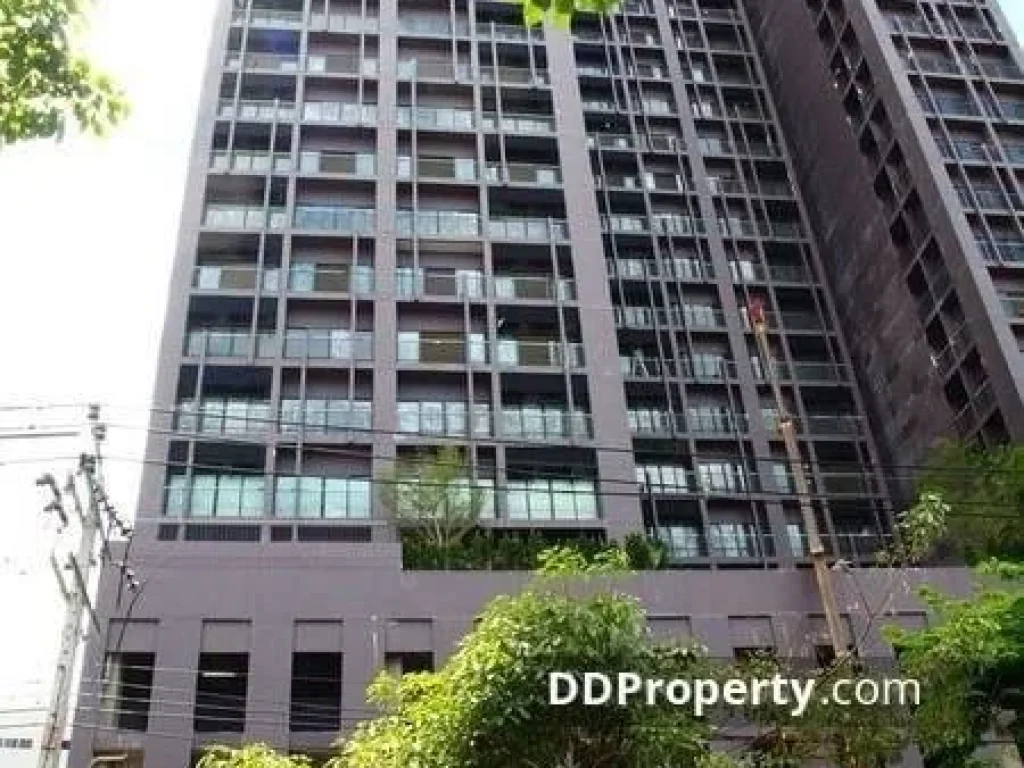 For Sell Noble Reveal Condo In Sukhumvit Near BTS Ekkamai 52 Sqm 1 Bed Corner Unit Furnished Ready to move in