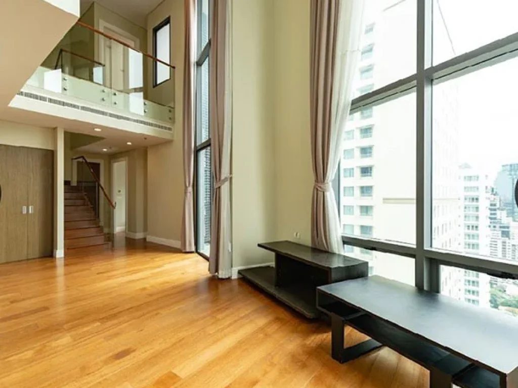 ห้องสวยแบบ Duplex 3 ห้องนอน ที่ คอนโด Bright Sukhumvit 24 3 Bedroom Duplex Unit in Soi Sukhumvit 24