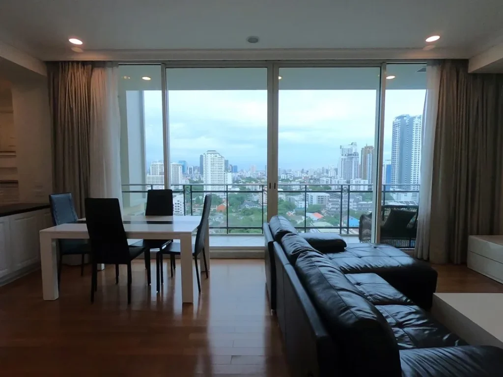 Royce Private Residences for rent 2 bed 2 bath 111 sqm rental 85000 bahtmonth