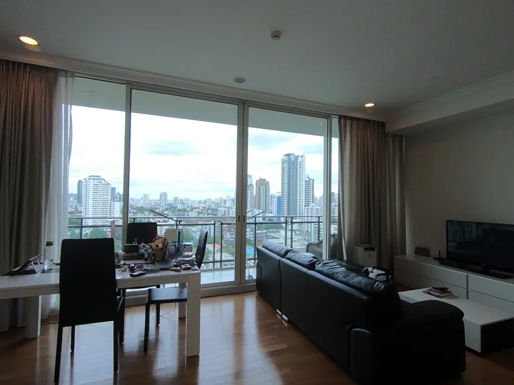 Royce Private Residences for rent 2 bed 2 bath 111 sqm rental 85000 bahtmonth