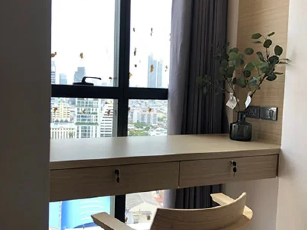 ห้องใหม่มือ 1 แบบ 1 ห้องนอน ที่ คอนโด Asthon จุฬา สีลม A Brand New 1 Bedroom Unit at Ashton Chula-Silom