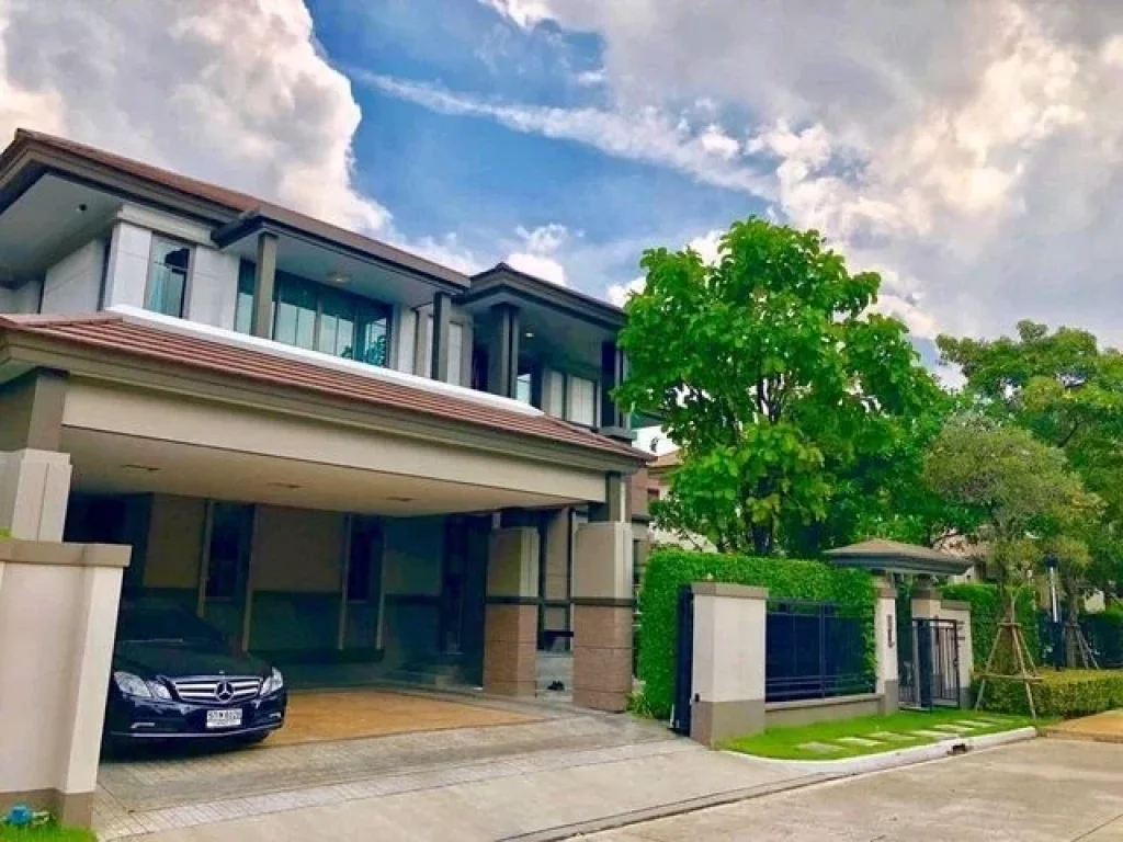 ขายบ้านเดี่ยว 2 ชั้น ถนนพุทธมณฑลสาย 1 ระดับ Super Luxury บ้านแปลงมุม 285 ล้าน