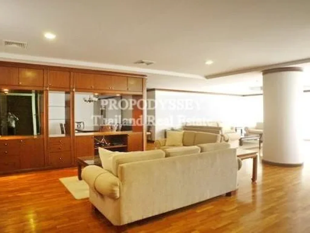 Newly renovated specious Condo for rent on Sathorn Area