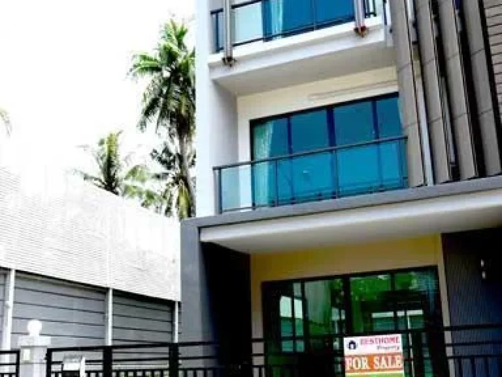 ขาย townhome ทาวน์อเวนิว พระราม 2 ซอย30 ห้องริม