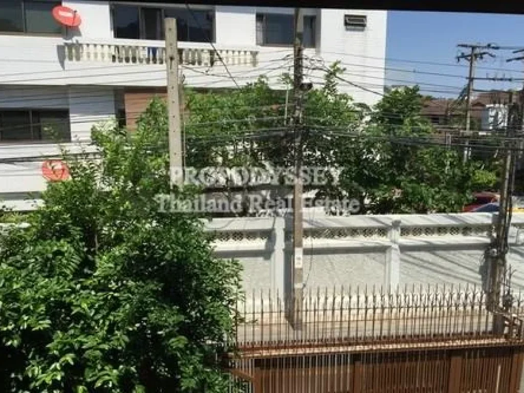 Detached House for rent on Sukhumvit soi 34