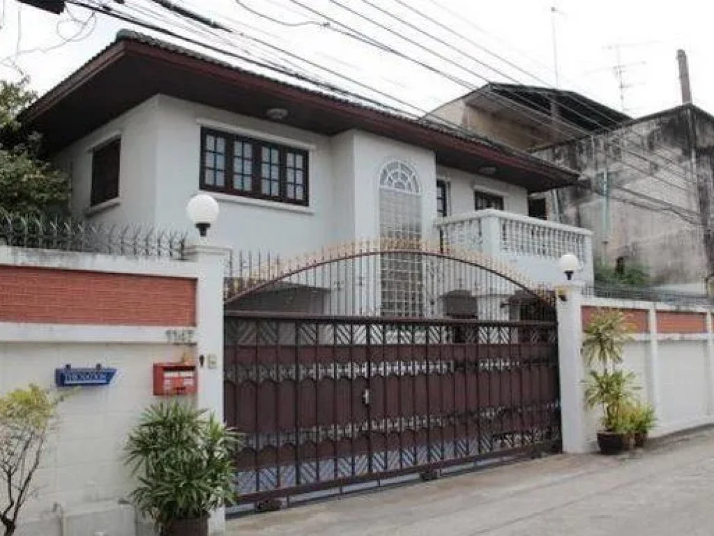 Home For Rent ให้เช่า บ้านเดี่ยว 2 ชั้น ลาดพร้าว 71 โชคชัย 4 ซอยสังคมสงเคราะห์ 33 Home For Rent Ladprao 71