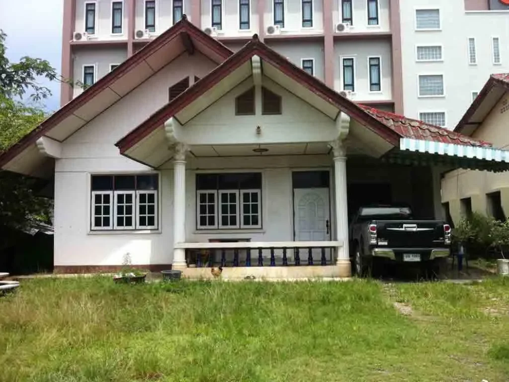 ขายบ้านเดี่ยวตรงข้ามโรงเรียนพิมานพิทยาสรรค์