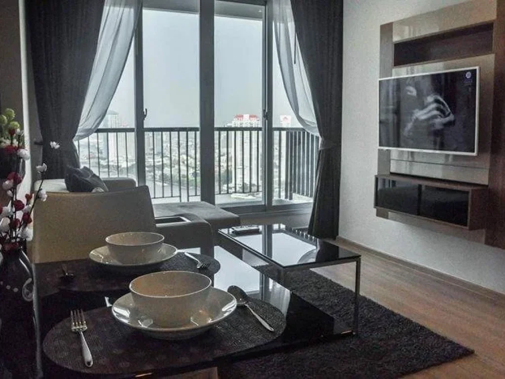 Condo for rent RHYTHM SATHORN ขนาด 40 ตรม 1 นอน 1 น้ำ ชั้น 36 วิวแม่น้ำเจ้าพระยา