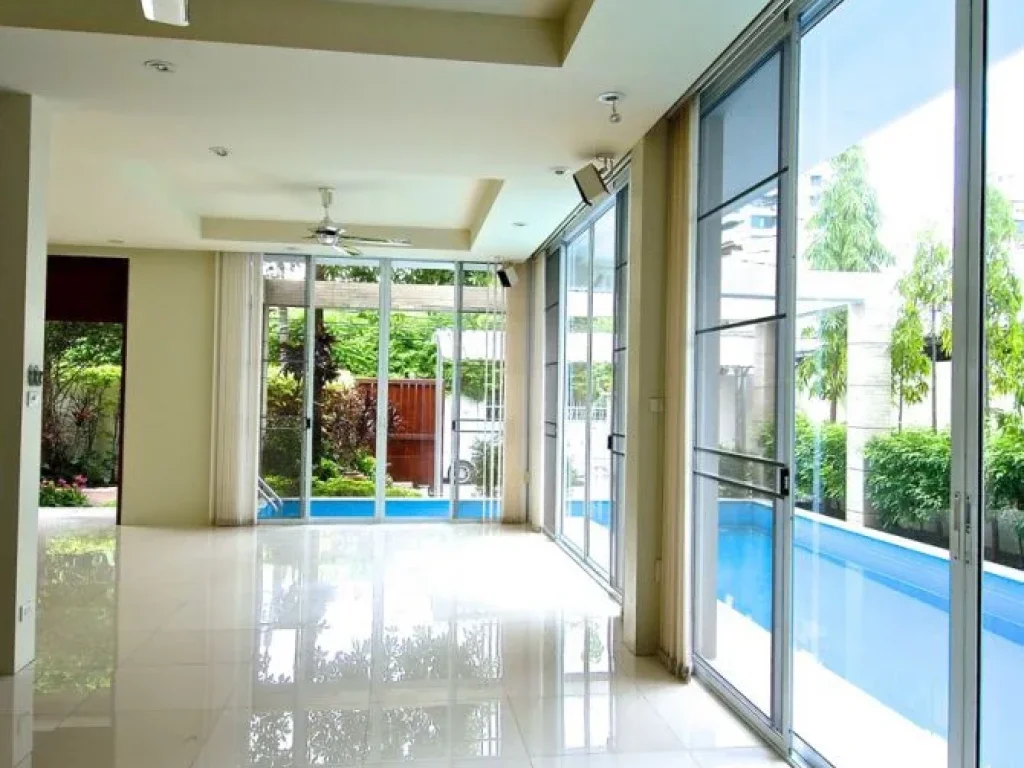 Single House with swimming pool in Soi Thonglor 21 for rent 4 bed 500 sqm rental 170000 baht