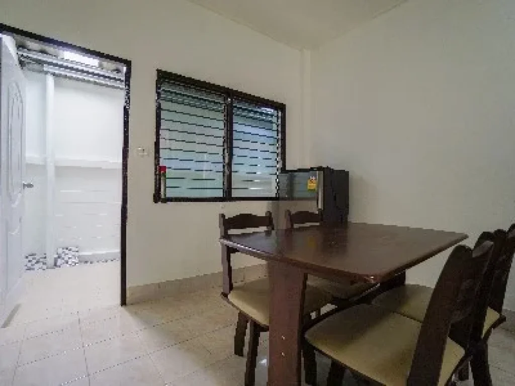 Available for Rent Townhouse 2 bedrooms and 1 bathroom Koh Samui