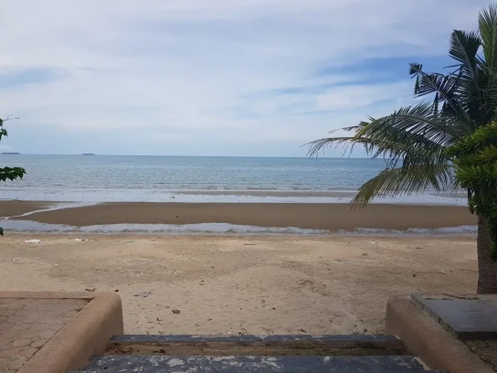 ขาย บ้านริมหาด ระยอง เดิน 1 นาทีถึงหาด SELL House in Rayong 1min walk to the beach 65mn