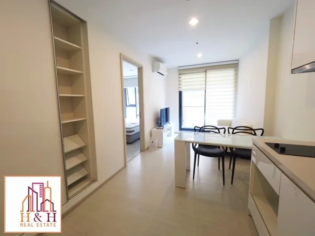 Rhythm Sukhumvit42 35 SqM 1Bed 9floor fully furnished near BTS Ekamai