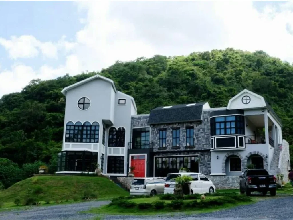 ขายบ้านพักตากอากาศสุดหรู Solitude House เขาใหญ่ อปากช่อง เนื้อที่ 10-1-48 ไร่ บ้านสวยตกแต่งโมเดิร์น หรูหรา พร้อมอยู่