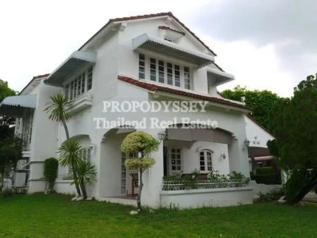 4 bedrooms family home on Ladawan Srinakarin