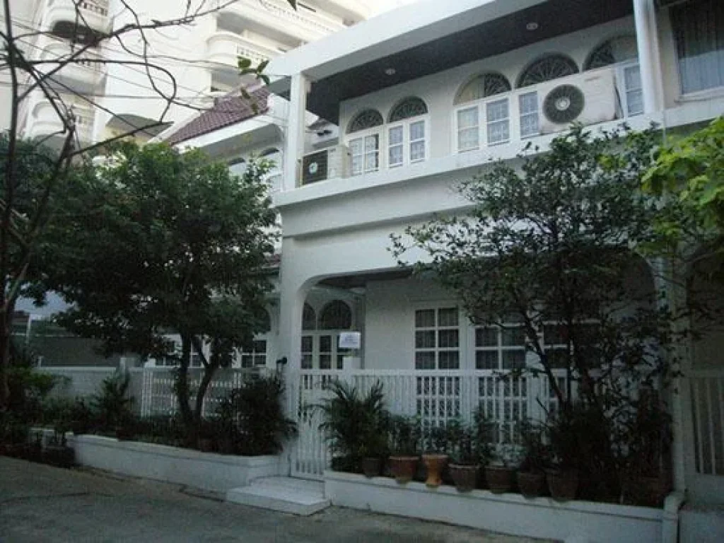 ให้เช่า บ้านเดี่ยว ซอยสุขุมวิท ใกล้ทองหล่อ Rent Single house Sukhumvit Near Thonglor