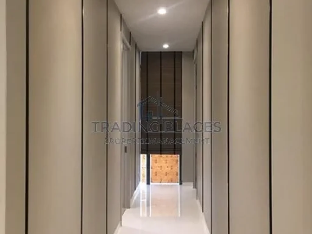 ให้เช่า วิทโทริโอ้ Vittorio ชั้น 22 127 ตรม 2 bed 2 bath Line mikemckay