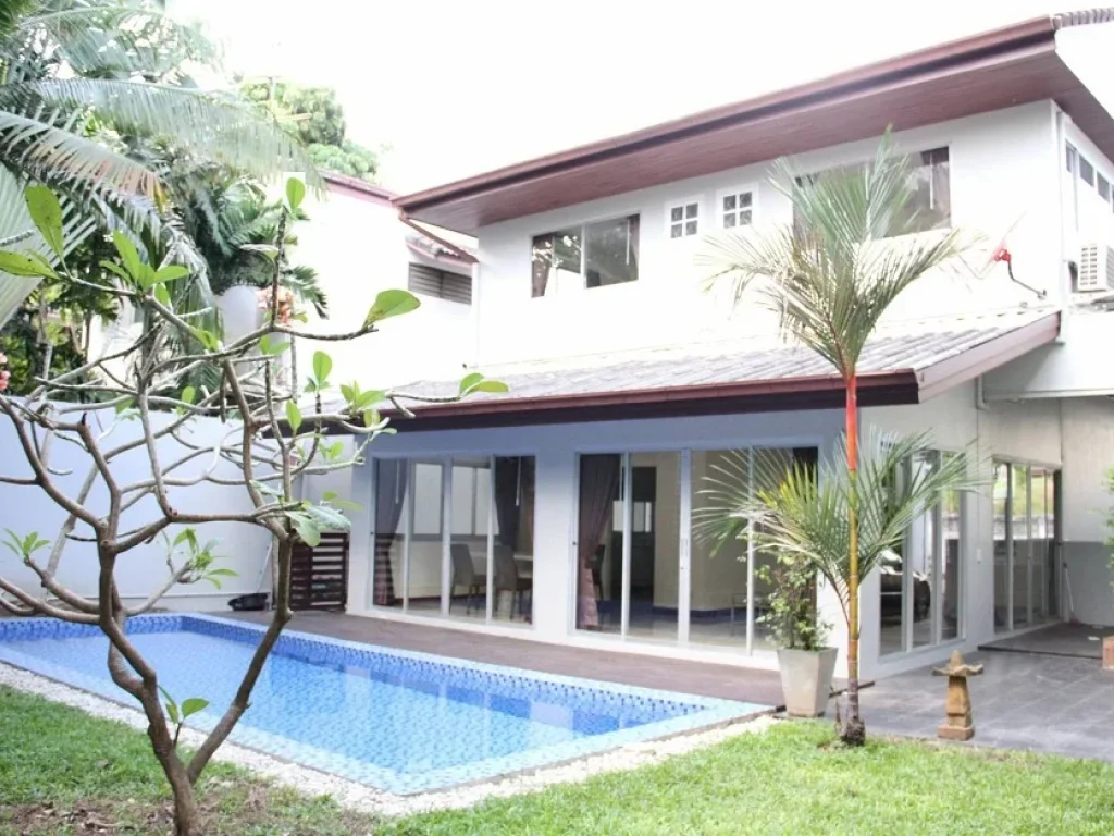 ให้เช่า บ้านเดี่ยวสุด หรู area Ekamai With private pool ใกล้โรงเรียนนานาชาติ