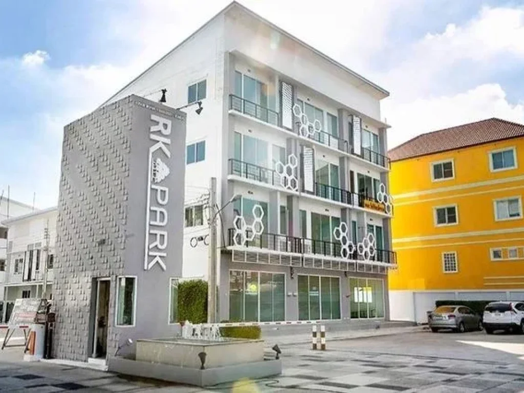 ให้เช่า condo The Lumpini 24 ที่สุขุมวิทซอย 24 อาคารหรูหราทันสมัยใหม่เอี่ยม