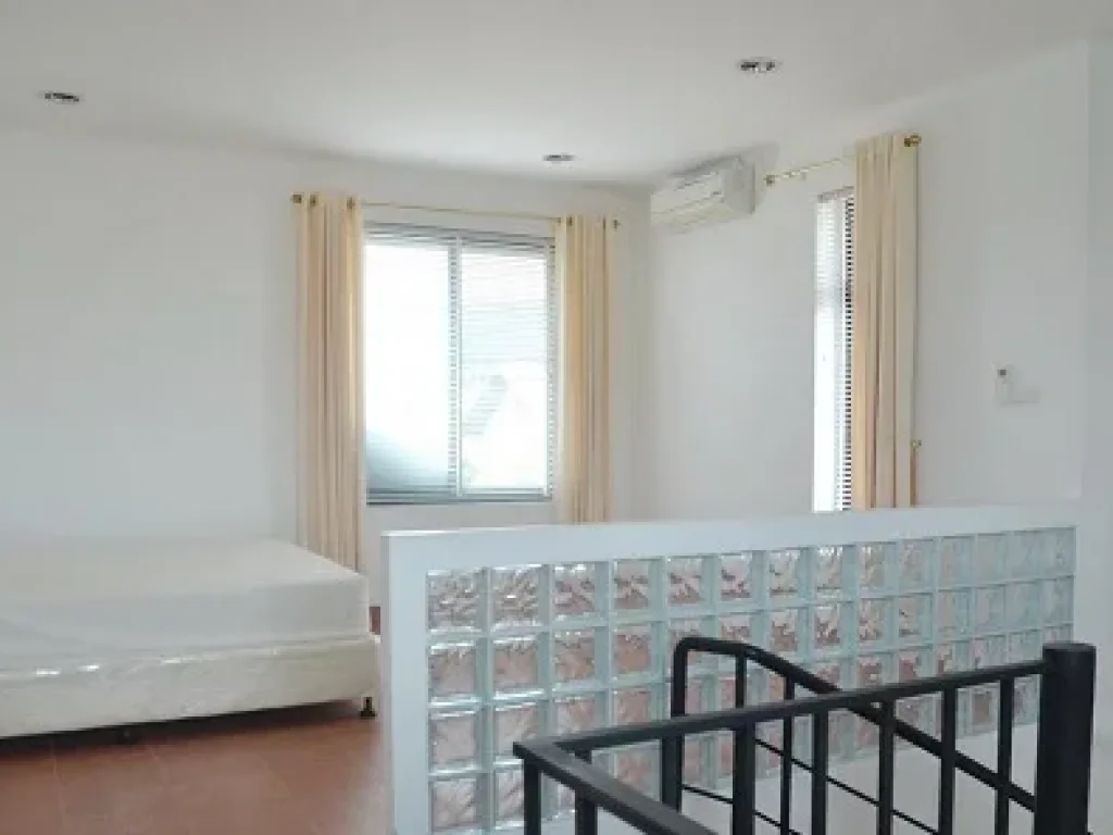 บ้านเช่าพร้อมอยู่ POOL VILLA IN CENTRAL LOCATION ย่านเมืองหัวหิน ซ102 บรรยากาศดี