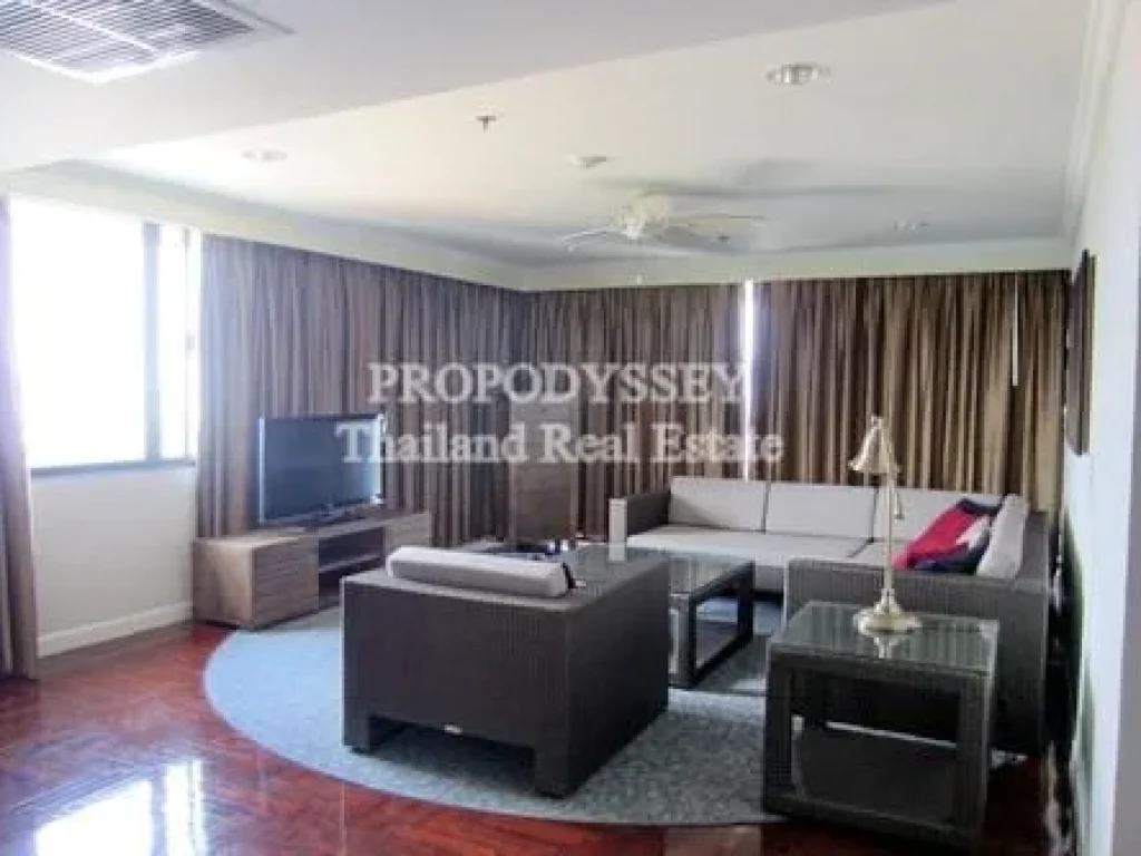 2 bedrooms for rent at Lake Green Condo Sukhumvit soi 8