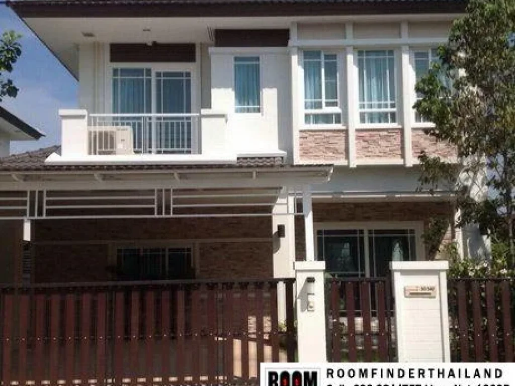 FOR RENT สำหรับเช่า Mantana Rama 9-Srinakarin 3 beds 3 baths 50 Sqw45000 Fully Furnished Nice House NEAR T