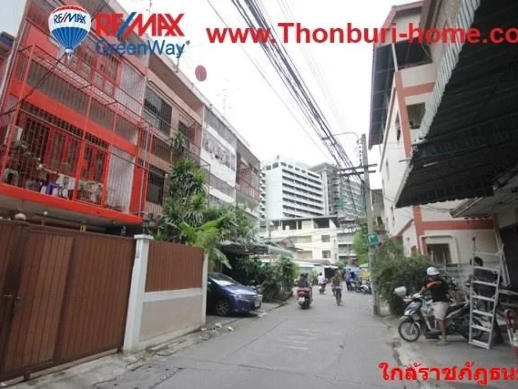 บ้านเดี่ยว ราชภัฎธนบุรี อิสรภาพ 24 แยกบ้านแขก 435 วา 220 ตรม 15000000 บาท