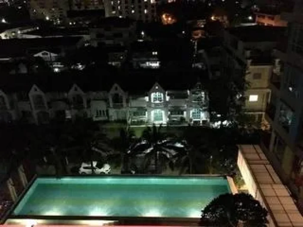 Condo for sellC Style Condo with pool view Fully furnished