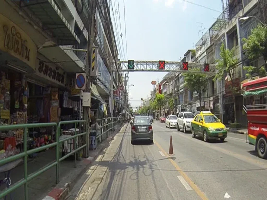 ขายที่ดินทำเลเด่น ใกล้สถานีรถไฟฟ้าบางขุนนนท์