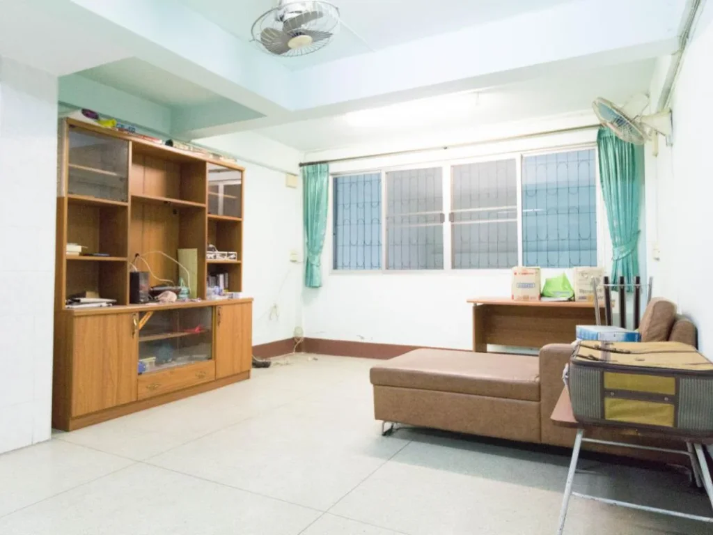 ขายอาคาร 6ชั้น ใจกลางเมืองเชียงใหม่ เหมาะทำ Hostel Airbnb