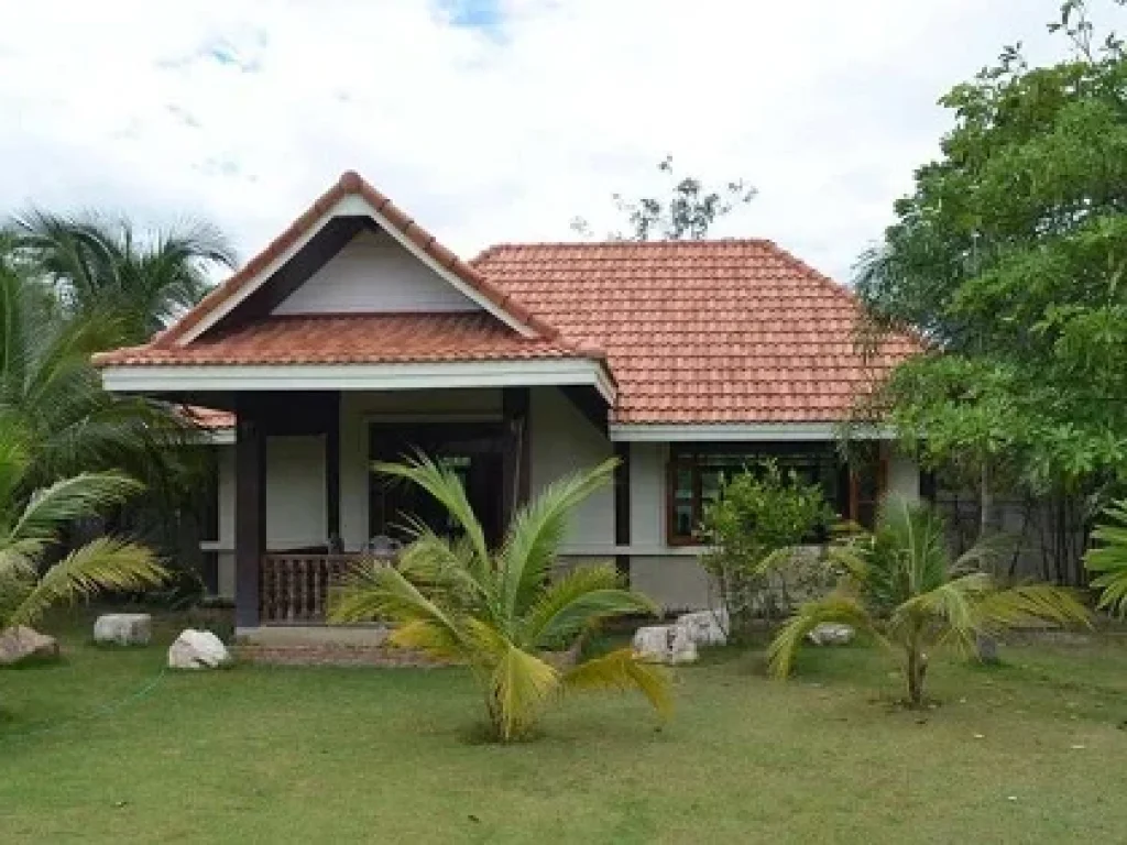 บ้านเช่าพร้อมอยู่ LUXURY BUNGALOW IN THE TROPICS