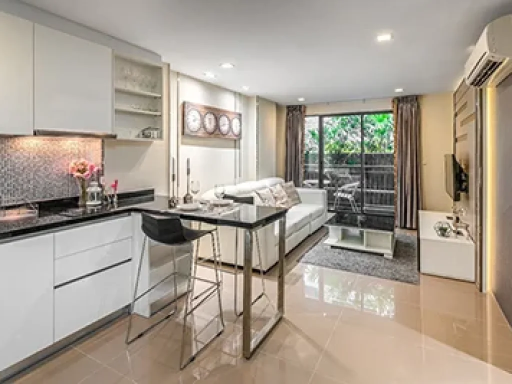 ขายด่วน คอนโด Mirage Sukhumvit 27 แต่งสวย แบบ 1 ห้องนอน Fire Sale A Beautifully Décor 1 Bedroom Unit near Asoke Junction