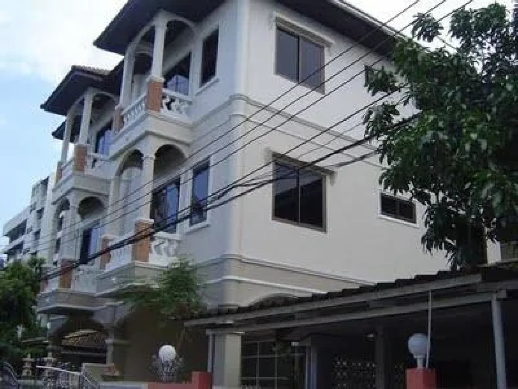 For Rent ให้เช่าทาวน์โฮม ซอยพหลโยธิน 19 ใกล้เซ็นทรัลลาดพร้าว