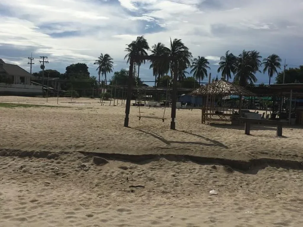 ที่ดินริมทะเลหาดเจ้าสำราญ