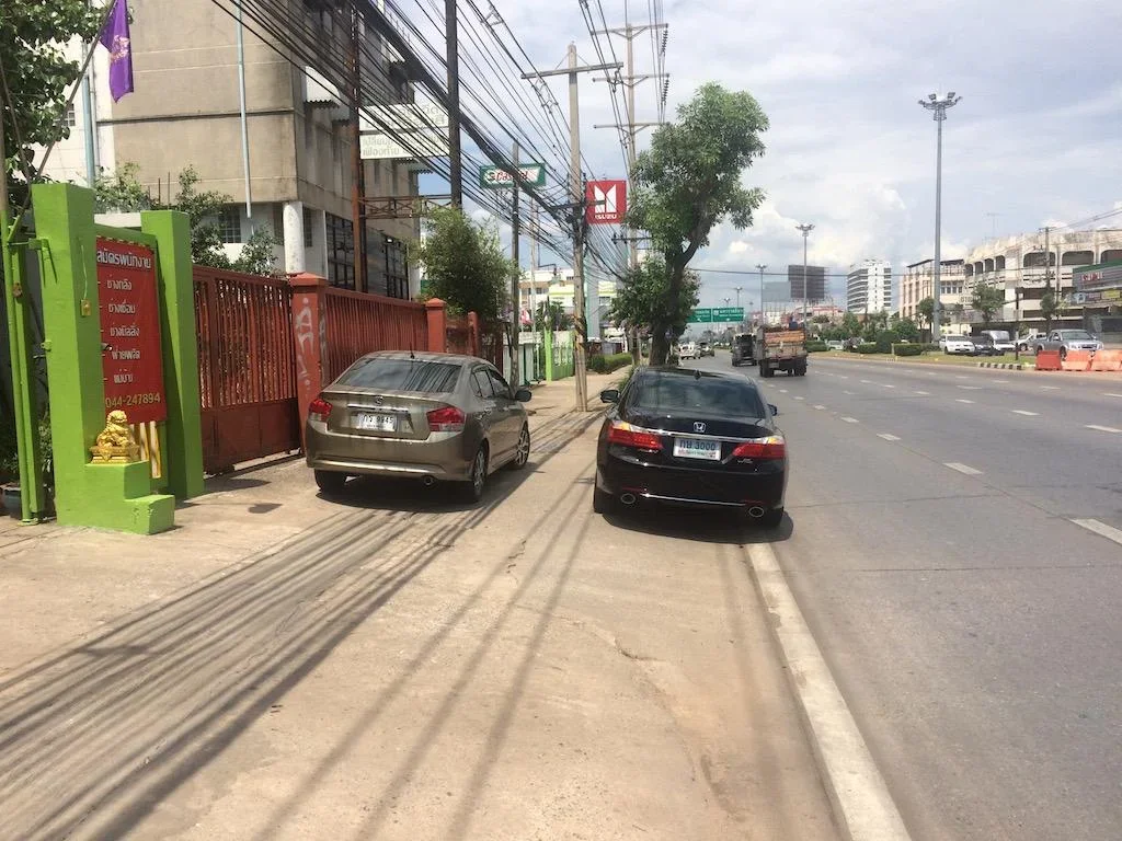 ขายที่ดินพร้อมโกดังสำนักงาน ติดถนนมิตรภาพ เนื้อที่ 248 ตรว