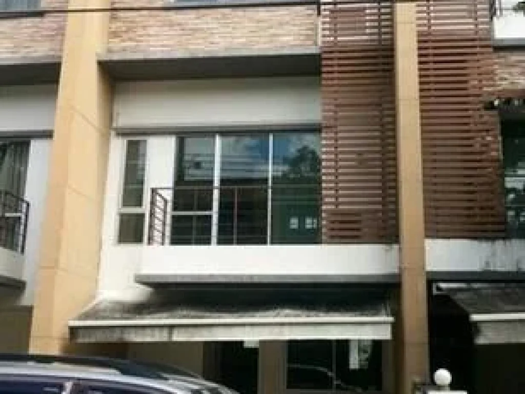 ให้เช่า For rent ทาวน์โฮม 3 ชั้น plus city park สวนหลวง ใกล้ซีคอน