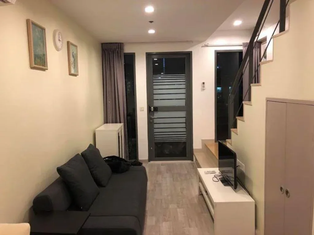 One bed room for rent at ideo mobi Sukhumvit 81 near bts onnuch