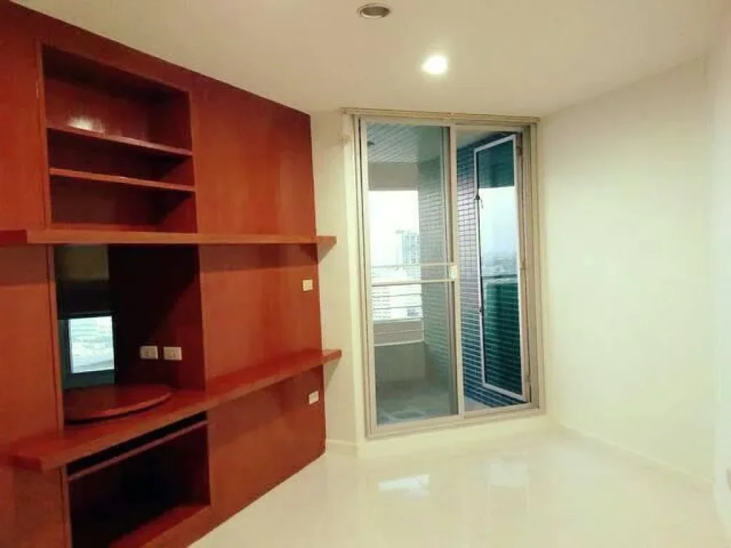 ขายด่วน โนเบิลเฮ้าส์ พญาไท 50 sqm 1 bed Noble House Phaya Thai BTS