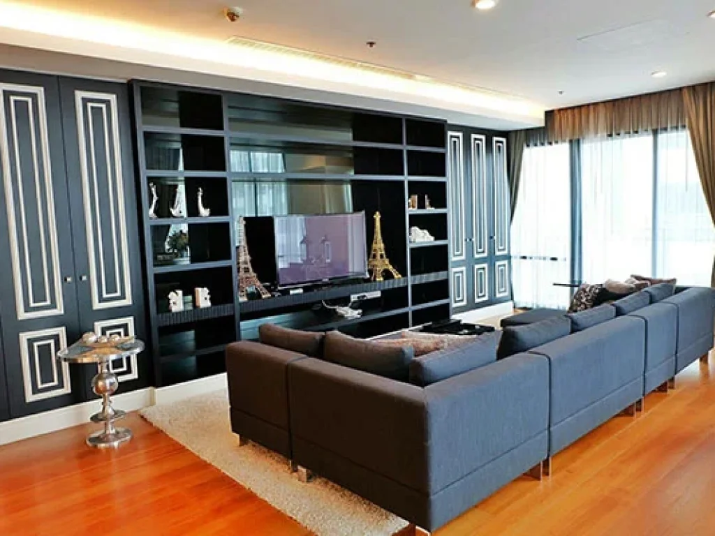 ห้องสวยแบบ Duplex 3 ห้องนอน ที่ คอนโด Bright Sukhumvit 24 Beautiful 3 Bedroom Duplex Units in Soi Sukhumvit 24