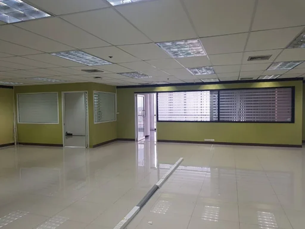 เช่าด่วน พื้นที่สำนักงานให้เช่า พระราม 4 For Rent Office Space at Rama 4 for Rent